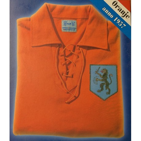 ORANJESHIRTS.  !!! VOORINTEKEN.  Verschijnt voor het WK.
